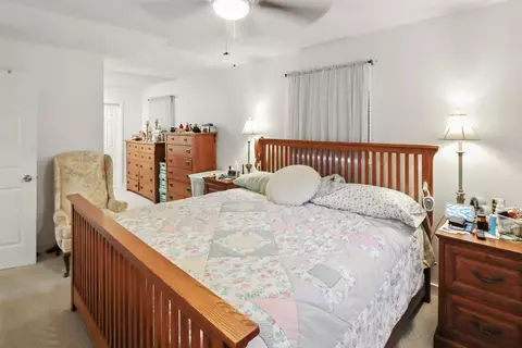 Bedroom - 2112 Morrish, Flushing, MI 48433 photo 5 of 9