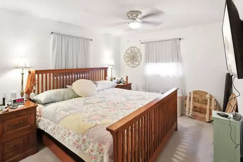 Bedroom - 2112 Morrish, Flushing, MI 48433 photo 3 of 9