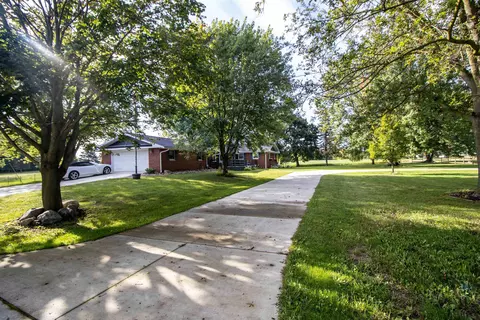 Exterior - 2112 Morrish, Flushing, MI 48433 photo 21 of 27