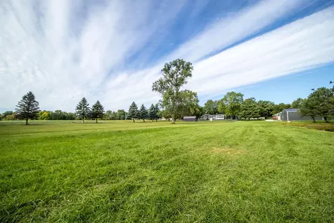 Exterior - 2112 Morrish, Flushing, MI 48433 photo 14 of 27