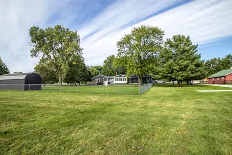 Exterior - 2112 Morrish, Flushing, MI 48433 photo 13 of 27