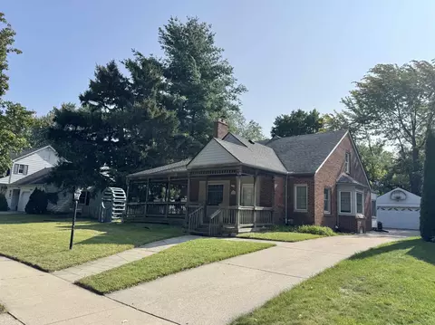 1253 Burlington, Mount Clemens, MI 48043
