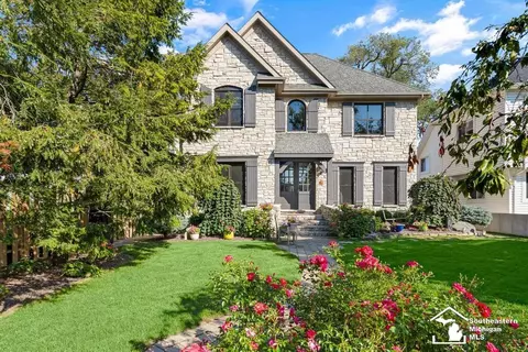 12728 N Lakeshore, La Salle, MI 48145