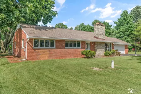 4210 St Anthony, Temperance, MI 48182