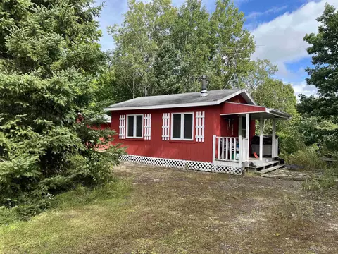 8190 Forest 2447, Florence, WI 54121