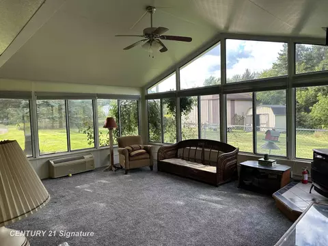 Other - 7320 Gillette, Flushing, MI 48433 photo 3 of 5