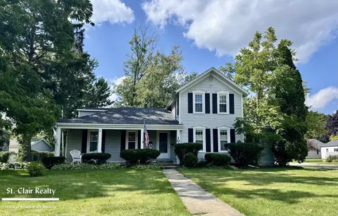 102 S Ninth, Saint Clair, MI 48079