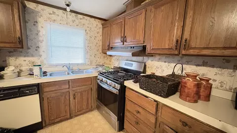 Kitchen - Undisclosed, Harrison, MI 48625 photo 5 of 6