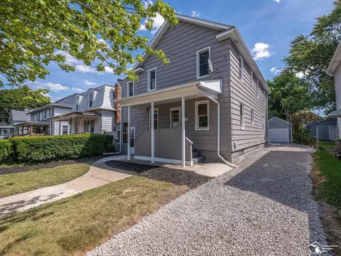 327 S Roessler, Monroe, MI 48162