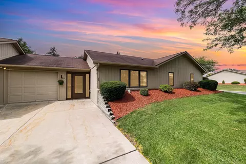 20 Commons W, Saginaw, MI 48603