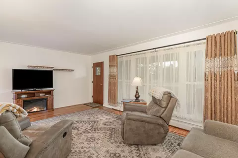 1404 E Parish, Kawkawlin, MI 48631 photo 5