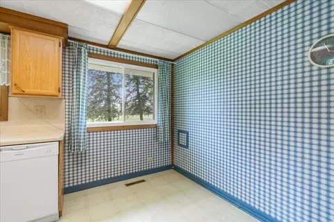 Kitchen - 8360 Lytle, Corunna, MI 48817 photo 4 of 4
