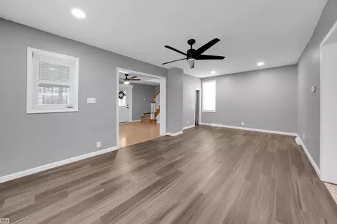 Living - 526 N 5th, Saint Clair, MI 48079 photo 2 of 7