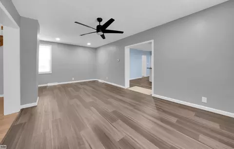 Living - 526 N 5th, Saint Clair, MI 48079 photo 4 of 7