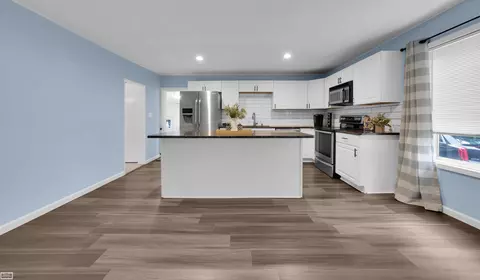 Kitchen - 526 N 5th, Saint Clair, MI 48079 photo 1 of 3