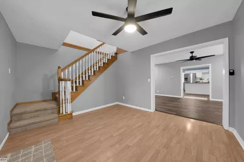 Living - 526 N 5th, Saint Clair, MI 48079 photo 6 of 7