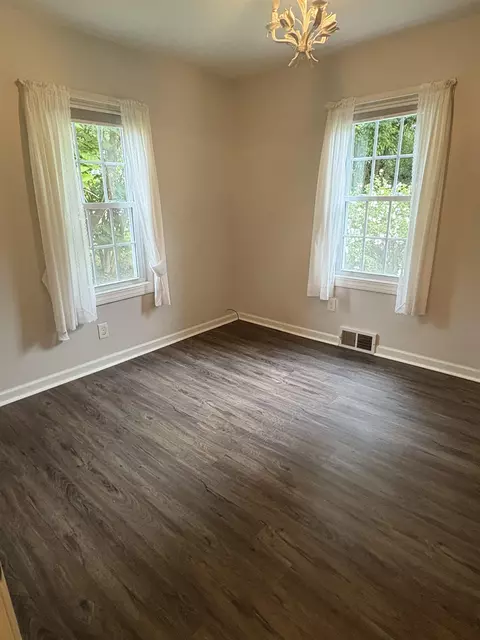 Bedroom - 1345 Flushing, Flushing, MI 48433 photo 3 of 3