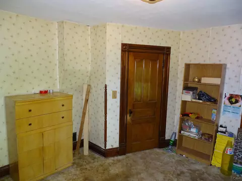 Bedroom - 150 E Hunt, Adrian, MI 49221 photo 5 of 14