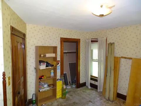 Bedroom - 150 E Hunt, Adrian, MI 49221 photo 4 of 14