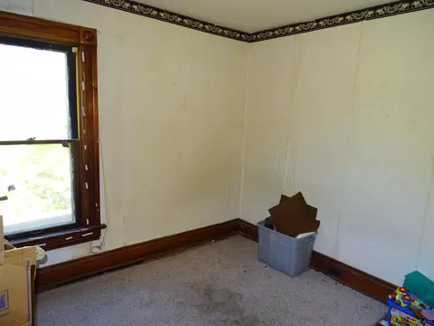 Bedroom - 150 E Hunt, Adrian, MI 49221 photo 10 of 14