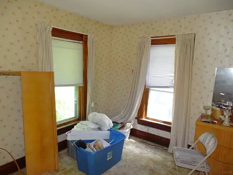 Bedroom - 150 E Hunt, Adrian, MI 49221 photo 3 of 14