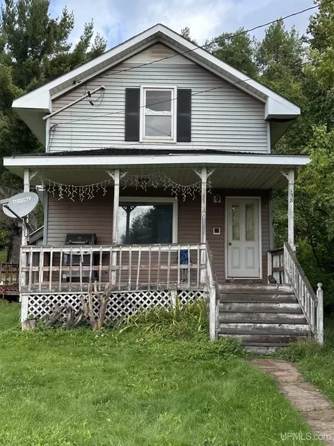 138 High Excelsior, Ishpeming, MI 49849