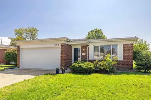 13218 Picadilly, Sterling Heights, MI 48312