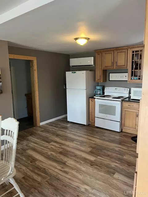 301 Hazel, Ishpeming, MI 49849 photo 8