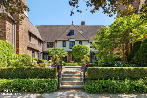 40 Cranford, Grosse Pointe, MI 48230