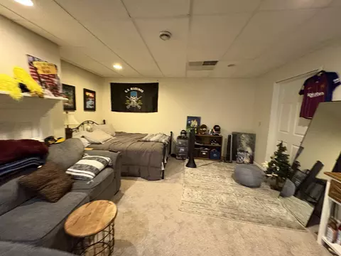 Bedroom - 6509 Stonebrook, Flushing, MI 48433 photo 6 of 6