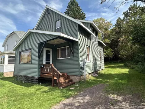 303 S Hematite, Bessemer, MI 49911