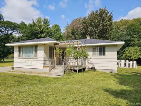 4824 165, Escanaba, MI 49829