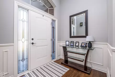 Entry Way - 18298 Tiger, Macomb, MI 48042 photo 2 of 6