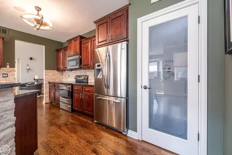 Kitchen - 18298 Tiger, Macomb, MI 48042 photo 7 of 7