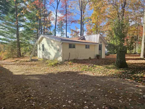 3275 3285 Frst, Harrison, MI 48625 photo 53