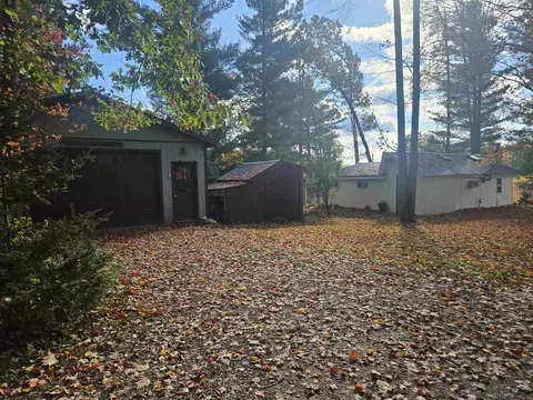 3275 3285 Frst, Harrison, MI 48625 photo 29