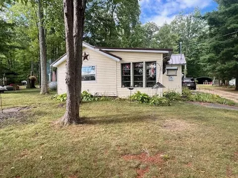 3275 3285 Frst, Harrison, MI 48625 photo 8