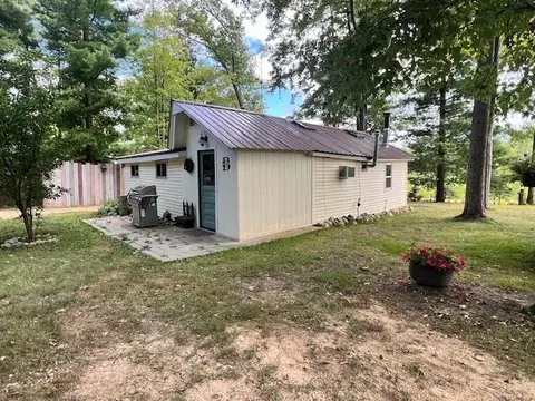 3275 3285 Frst, Harrison, MI 48625 photo 9