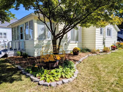 2121 S Monroe, Bay City, MI 48708