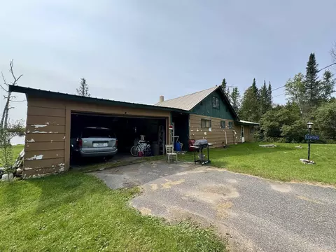 157 N Swan Lk, Crystal Falls, MI 49920