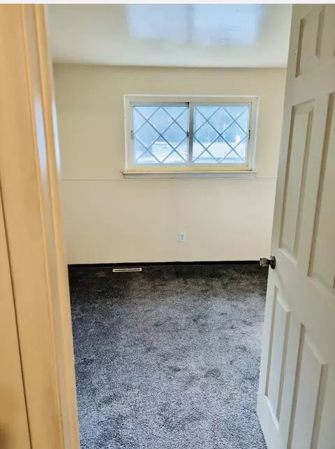 Bedroom - 5708 Western, Flint, MI 48506 photo 2 of 3