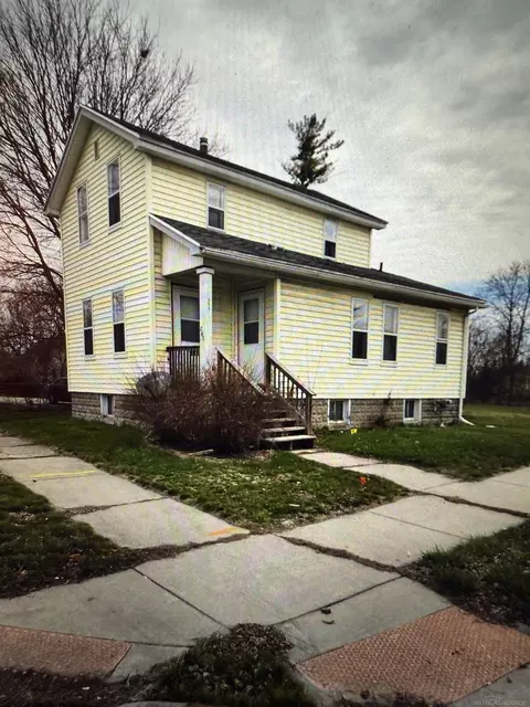 800 W Remington, Saginaw, MI 48602