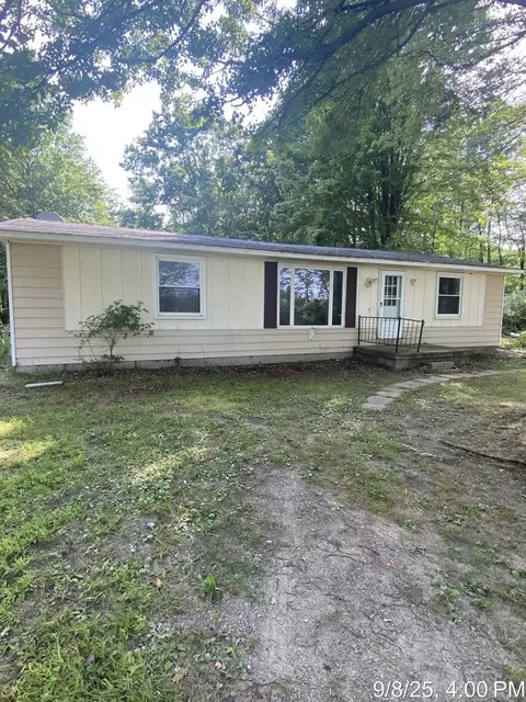 3284 Swinson, Rhodes, MI 48652