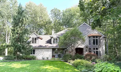 4571 S 4 Mile, Bay City, MI 48706