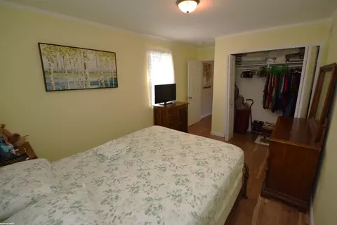 Bedroom - 953 Robbins, Algonac, MI 48001 photo 2 of 4