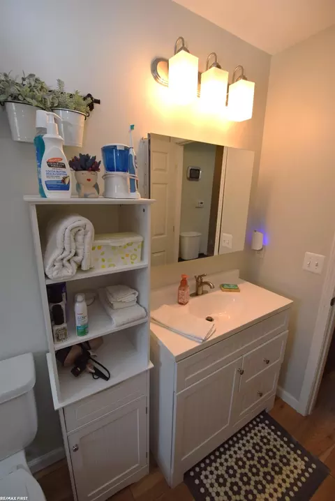Bath - 953 Robbins, Algonac, MI 48001 photo 3 of 3