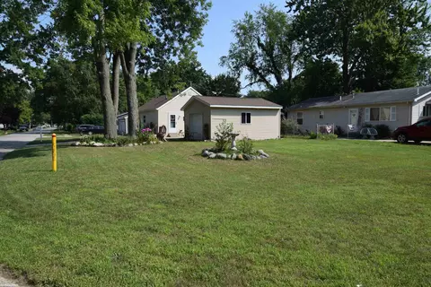 Exterior - 953 Robbins, Algonac, MI 48001 photo 5 of 6