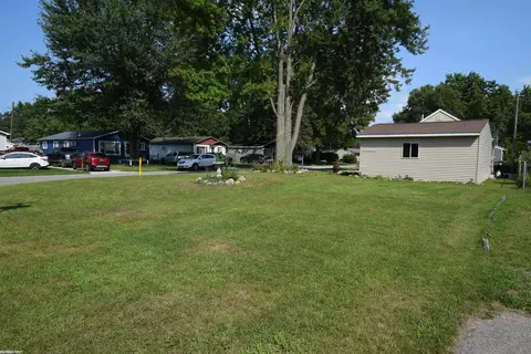 Exterior - 953 Robbins, Algonac, MI 48001 photo 6 of 6