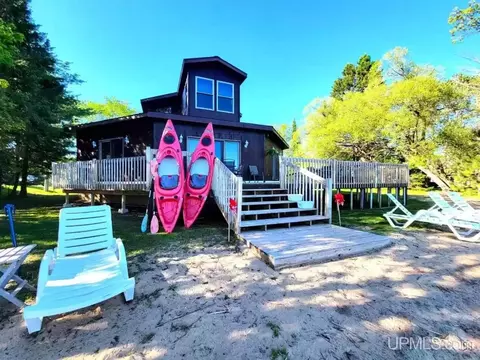 503 Sandy Bch, Marenisco, MI 49947