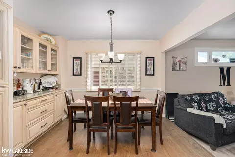 Dining - 47159 Meadowbrook, Macomb, MI 48044 photo 1 of 2